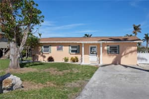 3728 Emerald Ave, St James City
