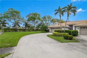 8501 Mustang Drive, Naples, FL 34113 Sold 03/03/25