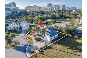 910 Sycamore Court, Marco Island, FL 34145 Sold 04/30/25