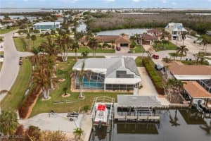 2721 Gull Court, St. James City, FL 33956 Sold 01/16/25