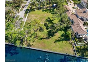 1212 Coconut Drive, Fort Myers, FL 33901 - MLS#224093868