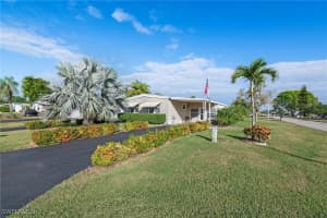 407 Cape Florida Way, Naples, FL 34104 Sold 05/07/25
