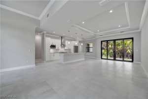 70 33rd Avenue, Naples, FL 34120 - MLS#224093892