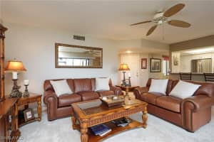 661 Windsurf Lane, Naples, FL 34108 - MLS#224093936