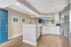 360 Horse Creek Drive, Naples, FL 34110 Sold 05/08/25