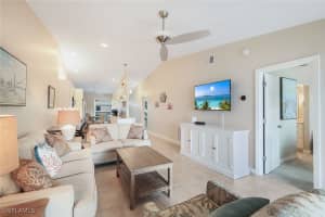 851 Gulf Pavilion Drive, Naples, FL 34108 - MLS#224094004