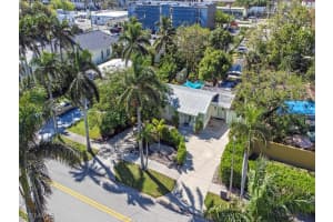 649 10th Street, Naples, FL 34102 Sold 01/21/25