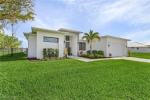 449 18th Court, Cape Coral, FL 33991 Sold 01/07/25