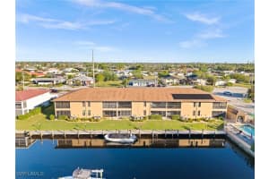 232 Cape Coral Parkway, Cape Coral, FL 33904 Sold 01/06/25