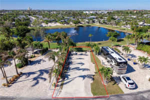652 Barracuda Bend, Fort Myers Beach, FL 33931 Sold 12/30/24
