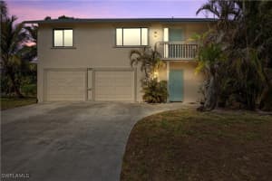 4748 Pembrooke Lane, Bonita Springs, FL 34134 Sold 07/17/25