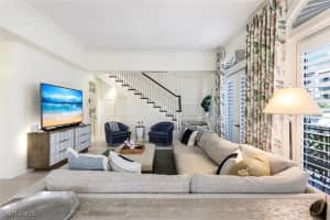380 10th Street, Naples, FL 34102 Sold 04/16/25