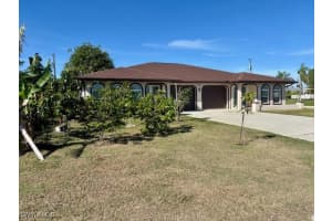 3320 Country Club Boulevard, Cape Coral, FL 33904 - MLS#224094252