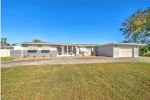 349 Coral Drive, Fort Myers, FL 33905 - MLS#224094258