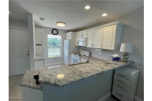 1015 Mainsail Drive, Naples, FL 34114 Sold 02/21/25