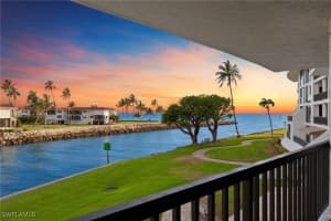 2302 Gulf Shore Boulevard, Naples, FL 34103 Sold 04/23/25