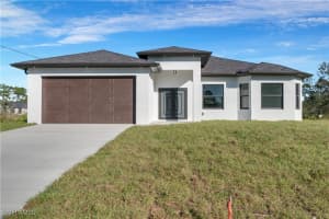 1608 Hibiscus Avenue, Lehigh Acres, FL 33972 Sold 03/26/25