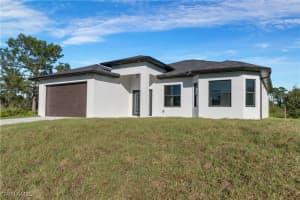 1608 Hibiscus Avenue, Lehigh Acres, FL 33972 Sold 03/26/25