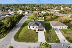 3318 9th Street, Lehigh Acres, FL 33976 - MLS#224094414