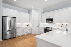 1176 Town and River Drive, Fort Myers, FL 33919 Sold 03/31/25