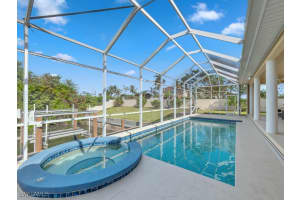 493 Flamingo Avenue, Naples, FL 34108 Sold 05/02/25