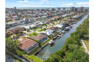 493 Flamingo Avenue, Naples, FL 34108 Sold 05/02/25
