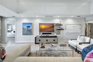 1810 Gulf Shore Boulevard, Naples, FL 34102 Sold 02/26/25