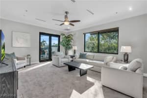 428 9th Street, Naples, FL 34102 - MLS#224094629