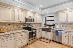 174 Collier Boulevard, Marco Island, FL 34145 Sold 03/12/25