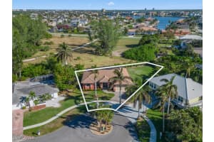 671 Diplomat Court, Marco Island, FL 34145 Sold 01/30/25