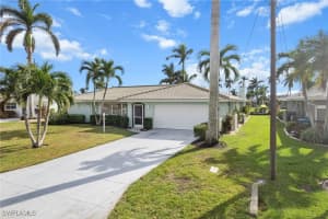 146 Sw 51st St, Cape Coral