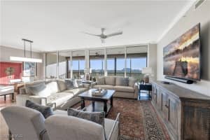 455 Cove Tower Drive, Naples, FL 34110 - MLS#224094924