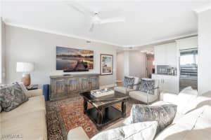 455 Cove Tower Drive, Naples, FL 34110 - MLS#224094924