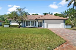 439 Palm River Boulevard, Naples, FL 34110 Sold 03/03/25
