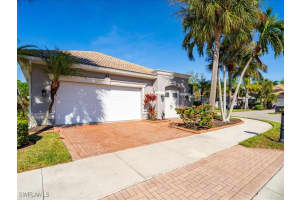 148 GLEN EAGLE Circle, Naples, FL 34104 - MLS#224094993