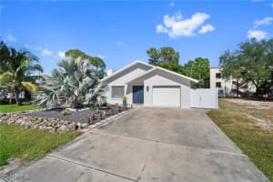 865 101st Ave N, Naples