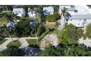 855 9th Avenue, Naples, FL 34102 - MLS#224095123