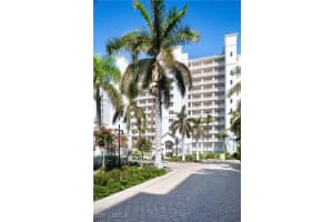 410 Flagship Drive, Naples, FL 34108 Sold 12/20/24