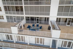 410 Flagship Drive, Naples, FL 34108 Sold 12/20/24