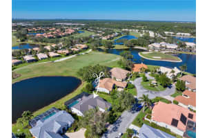 28450 Rochester Court, Bonita Springs, FL 34135 - MLS#224095365