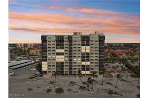 7500 Estero Boulevard, Fort Myers Beach, FL 33931 Sold 04/18/25