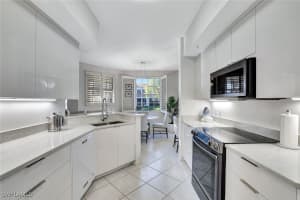 300 L Ambiance Circle, Naples, FL 34108 - MLS#224095522
