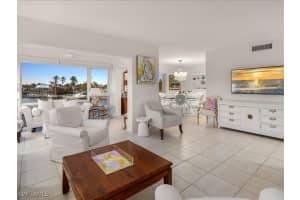 1930 Gulf Shore Boulevard, Naples, FL 34102 Sold 07/11/25