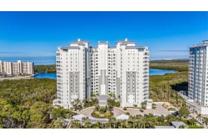 295 Grande Way 702, Naples