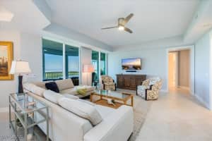 295 Grande Way, Naples, FL 34110 - MLS#224095740
