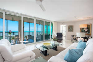 4651 Gulf Shore Boulevard, Naples, FL 34103 Sold 03/05/25