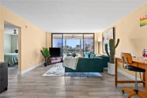 413 Augusta Boulevard, Naples, FL 34113 - MLS#224095784