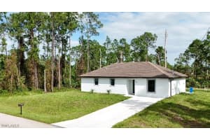 625 Flamingo Avenue, Lehigh Acres, FL 33974 Sold 02/26/25