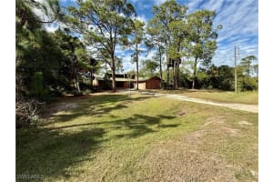 717 Maple Avenue, Lehigh Acres, FL 33972 Sold 01/28/25