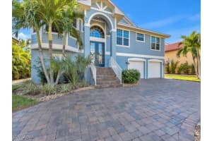 11781 Isle Of Palms Drive, Fort Myers Beach, FL 33931 Sold 05/28/25